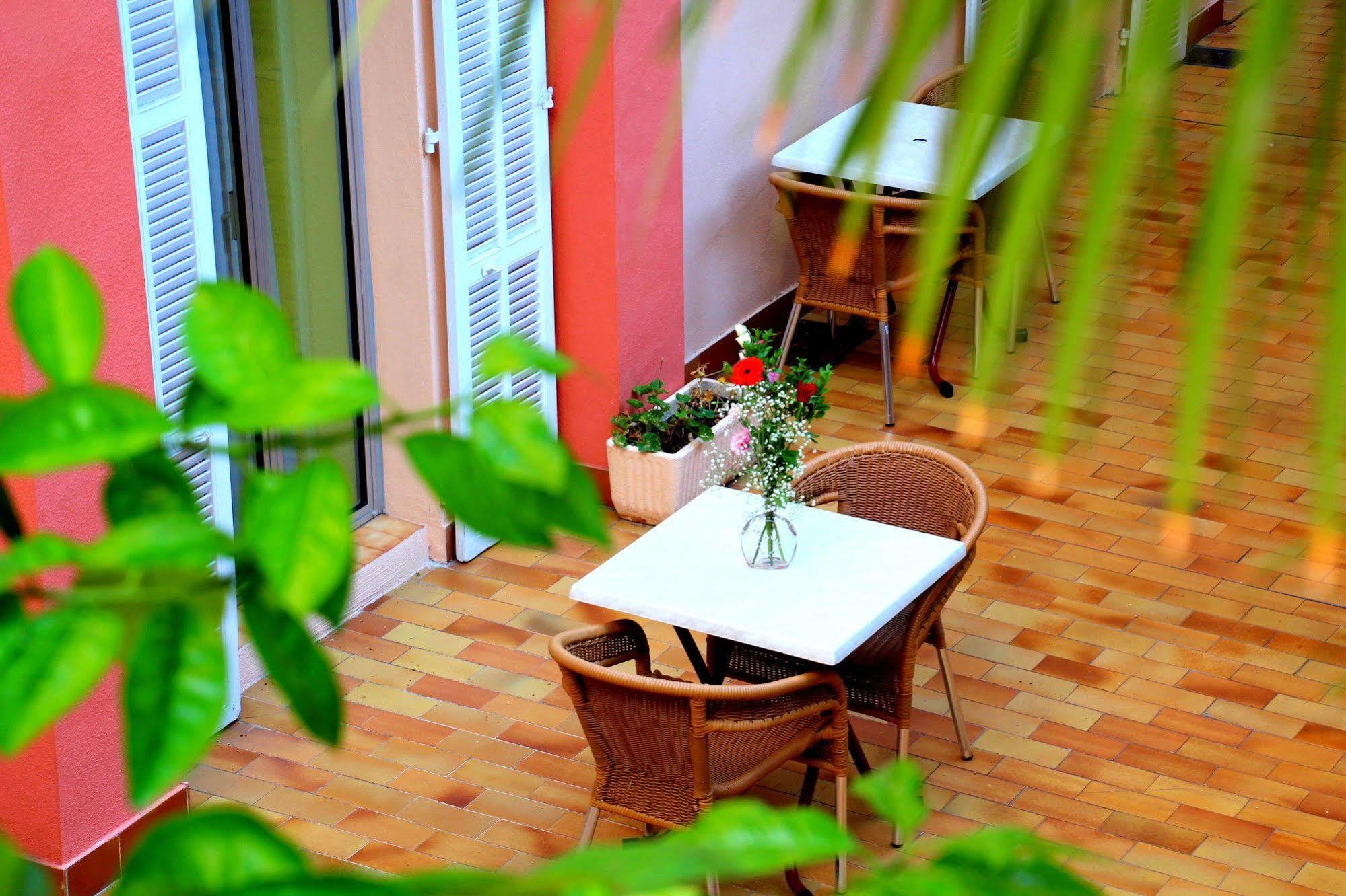 Hotel Menton Riviera מראה חיצוני תמונה